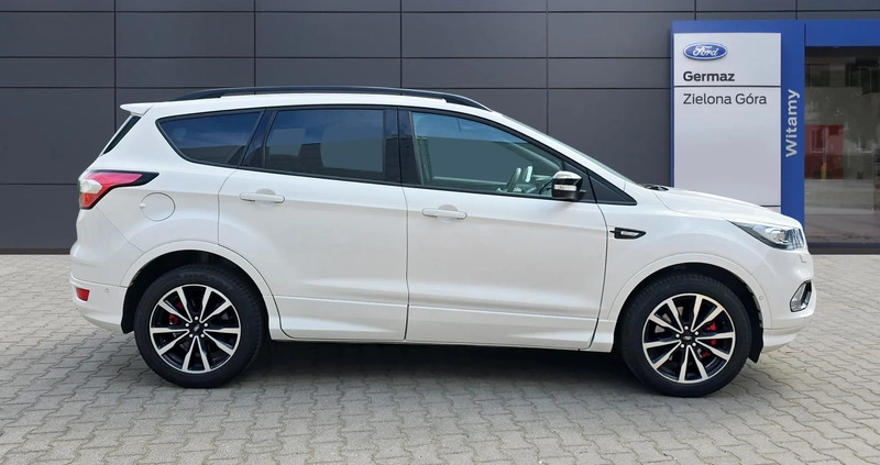 Ford Kuga cena 92900 przebieg: 15144, rok produkcji 2019 z Warka małe 596